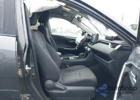 2021 Toyota Rav4 Xle из США, поврежденный, VIN 2T3W1RFV8MC100106